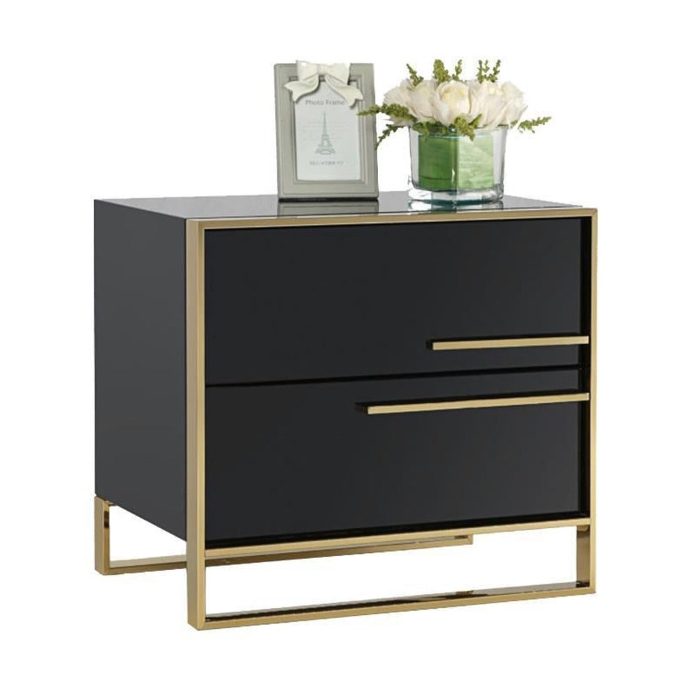 Modern bedside table ; Minimalist nightstand ; Bedside storage cabinet ;Glossy night table ; Bedroom furniture ; Nightstand with drawers ; Functional bedside organizer ; Contemporary bedside table ; Luxury nightstand ; Stylish bedroom storage ; Modern furniture design
طاولة بجانب السرير عصرية; طاولة بجانب السرير بسيطة ; خزانة تخزين بجانب السرير ;طاولة بجانب السرير لامعة ; أثاث غرفة النوم ; طاولة بجانب السرير بأدراج ; منظم بجانب السرير عملي ; طاولة بجانب السرير