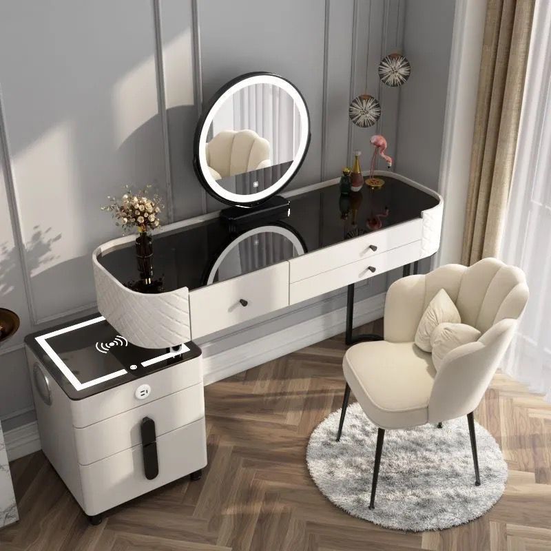 Shop dressing tables with mirrors for a chic and organized space. Ideal for modern interiors. UAE-wide shipping