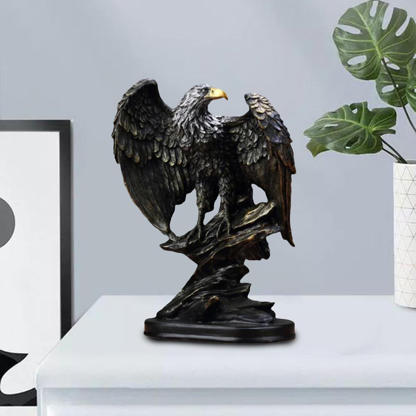 Eagle Sculpture Animal Ornament Figurine Statue Photo Props Bedroom Desktop - Black
