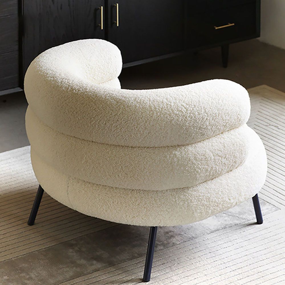 Modern Chair - Cozy Rounded Armchair - Chair Stylish for Living Room - Chair for bedroom - Comfortable chair .
كرسي عصري - كرسي بذراعين دائري مريح - كرسي أنيق لغرفة المعيشة - كرسي لغرفة النوم - كرسي مريح