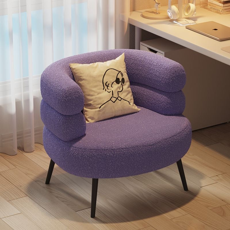 Modern Chair - Cozy Rounded Armchair - Chair Stylish for Living Room - Chair for bedroom - Comfortable chair .
كرسي عصري - كرسي بذراعين دائري مريح - كرسي أنيق لغرفة المعيشة - كرسي لغرفة النوم - كرسي مريح
