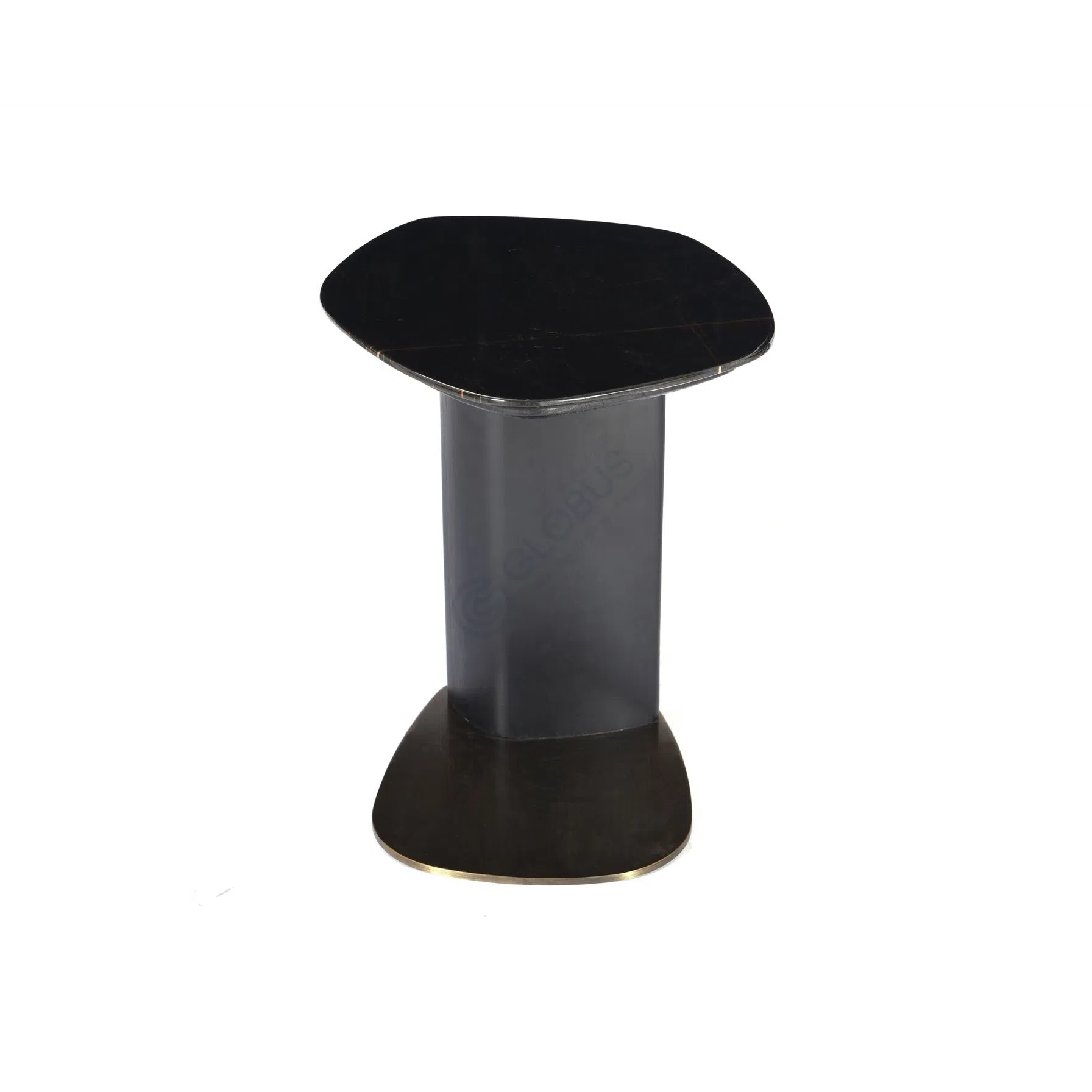 Side table ; black glass table ; stainless steel furniture ; modern side table ; small living room table ; contemporary table design ; durable side table ; luxury furniture ; compact side table ; modern home decor
طاولة جانبية ; طاولة زجاجية سوداء ; أثاث من الفولاذ المقاوم للصدأ ; طاولة جانبية حديثة ; طاولة صغيرة لغرفة المعيشة ; تصميم طاولة معاصر ; طاولة جانبية متينة ; أثاث فاخر ; طاولة جانبية صغيرة ; ديكور منزلي حديث